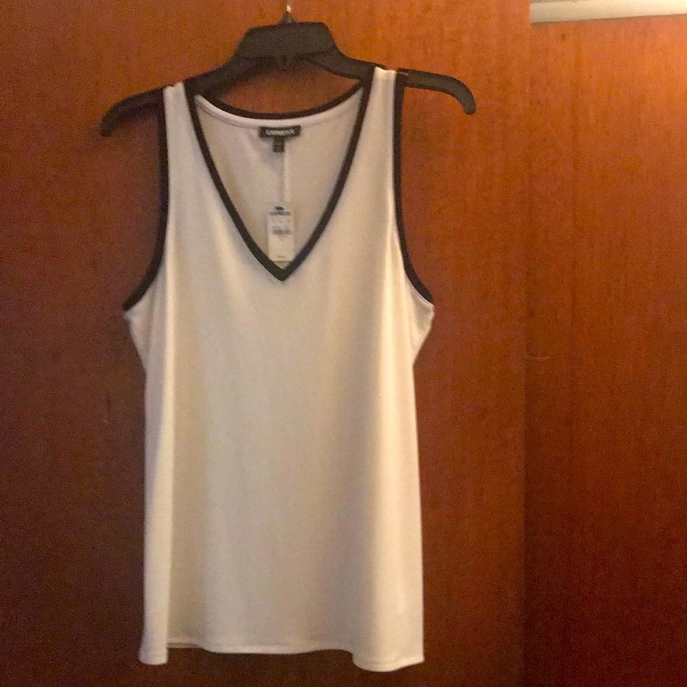 Express tank blouse size small cream clr BLk trim